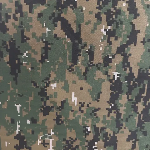 Pixel Kamuflaj Desenli Kumaş